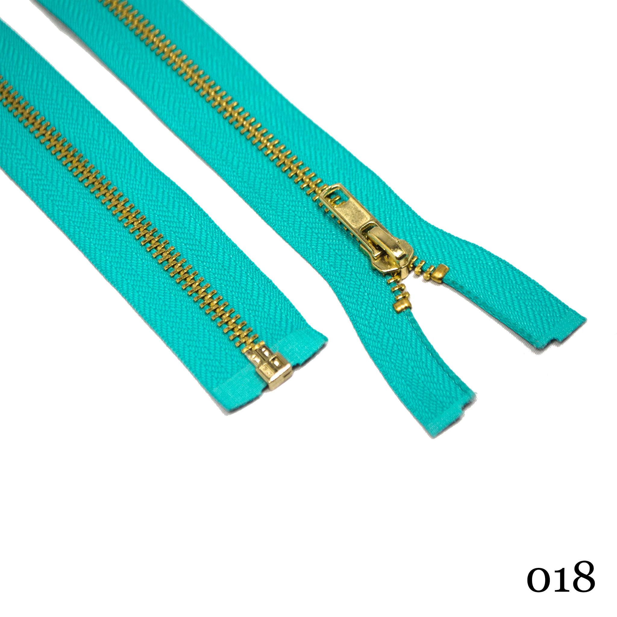 Zippers – Panda Trim