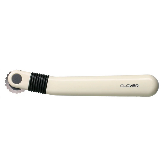 Clover Tracing Wheel Blunt Edge White