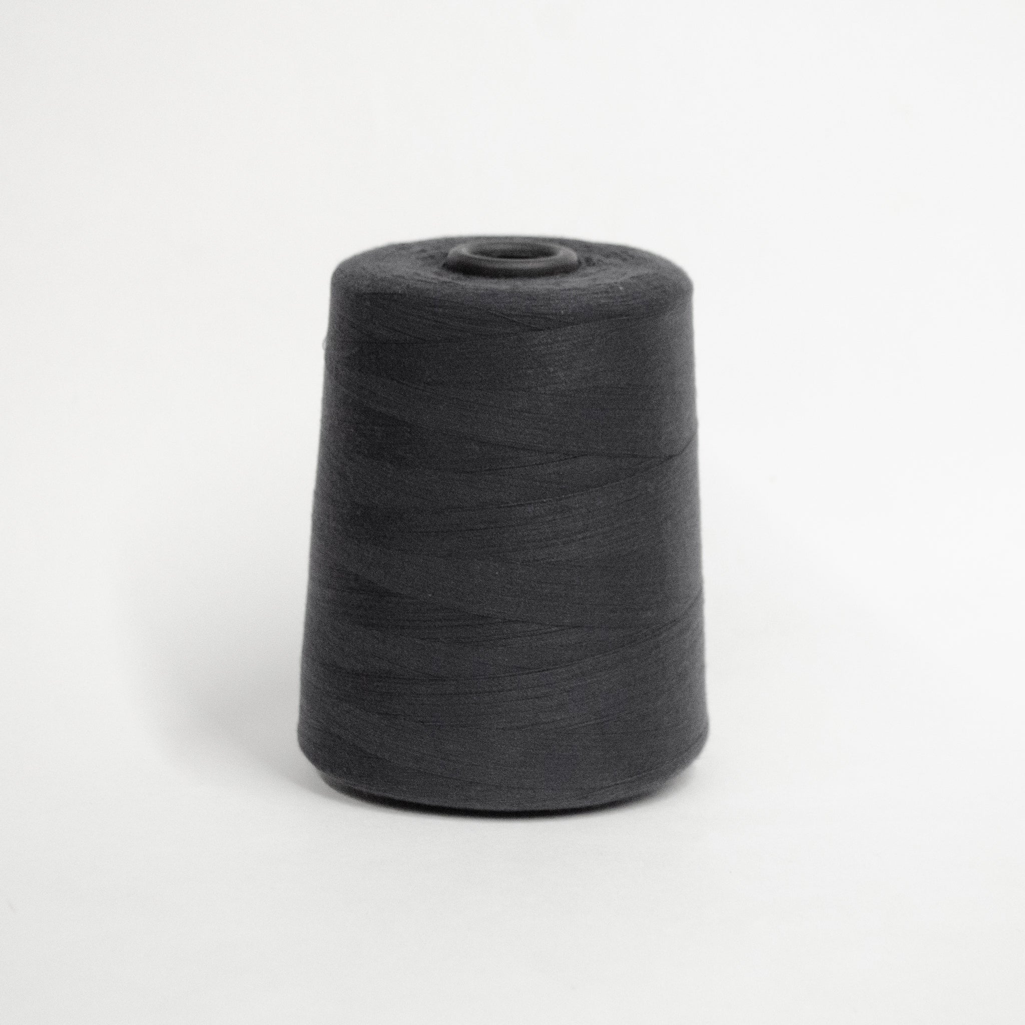 100 ft extra heavy black DuPont KEVLAR® Sewing Thread (TEX105